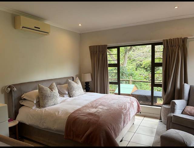 3 BEDROOM SIMPLEX FOR SALE IN LA LUCIA